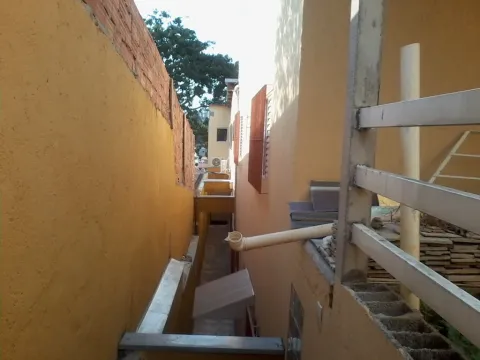 Prédio para vender em Perus