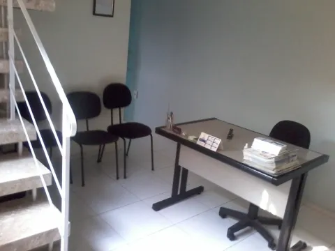 Prédio para vender em Perus