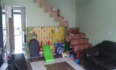 Sobrado - Jd. Jaraguá, São Paulo