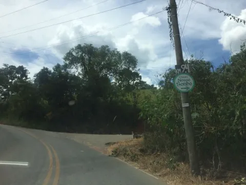Terreno para vender em Monte Negro