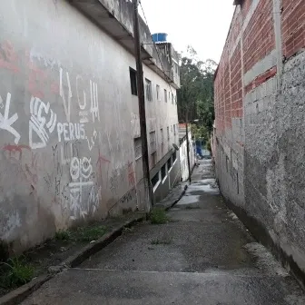 Casa - Laranjeiras, Caieiras