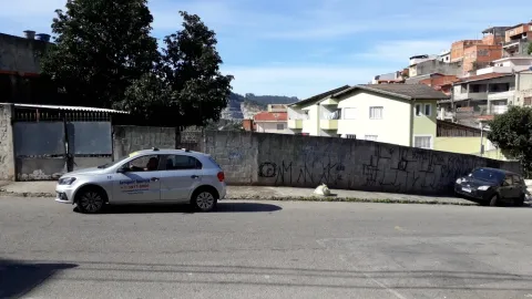 Terreno em Perus