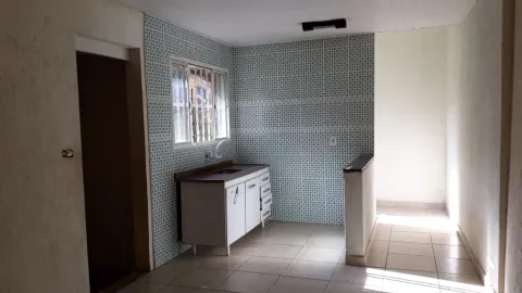 Salão Comercial para vender em Perus