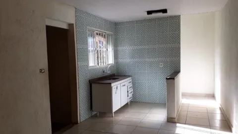 Salão Comercial para vender em Perus