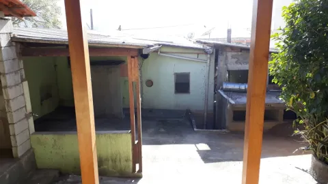 Salão Comercial para vender em Perus