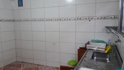 Casa - Laranjeiras, Caieiras