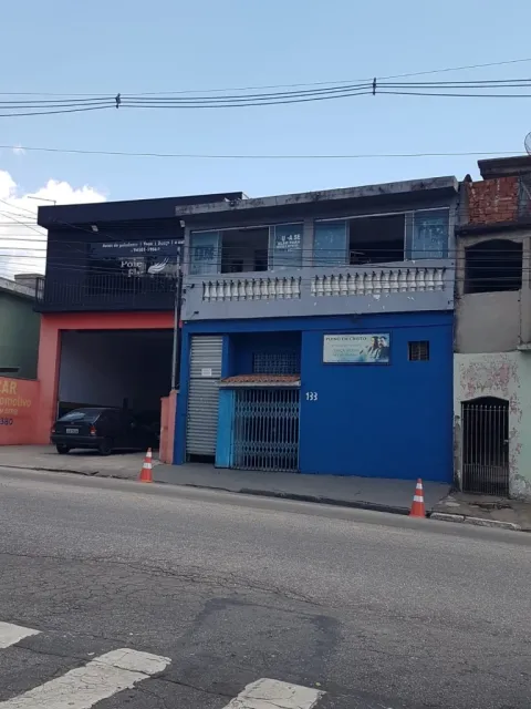Prédio para vender em Perus