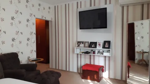 Casa - Nova Caieiras, Caieiras