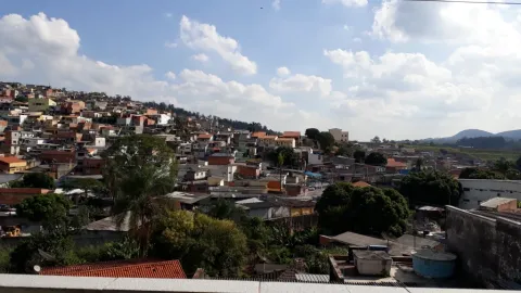 Prédio para vender em Perus