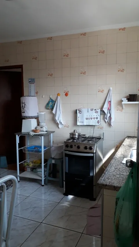 Prédio para vender em Perus