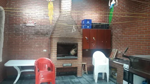 Casa - Laranjeiras, Caieiras