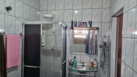 Casa - Laranjeiras, Caieiras