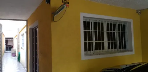 Casa - Laranjeiras, Caieiras