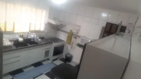 Casa - Laranjeiras, Caieiras