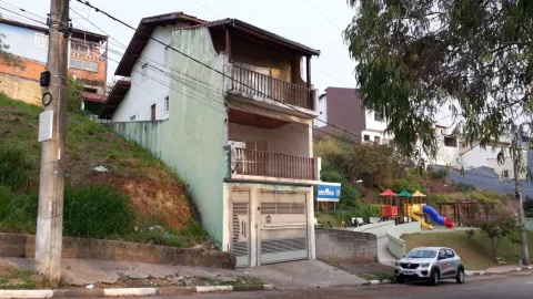 Casa - San Marino - Laranjeiras, Caieiras