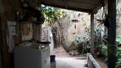 Casa - Laranjeiras, Caieiras
