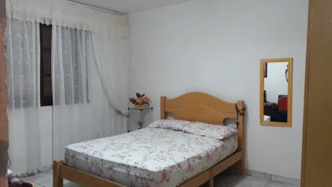 Casa - Laranjeiras, Caieiras