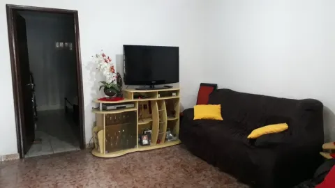 Casa - Laranjeiras, Caieiras