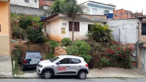 Casa - Laranjeiras, Caieiras