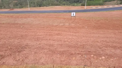 Terreno para vender em Vila Brasileira
