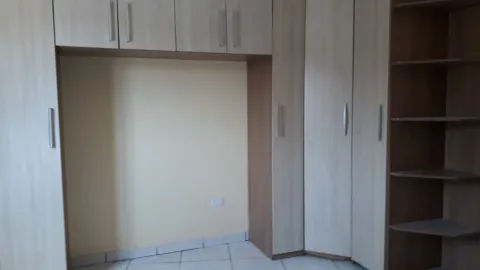 Prédio para vender em Perus