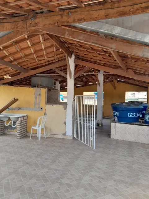 Prédio para vender em Perus