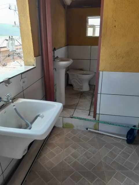 Prédio para vender em Perus