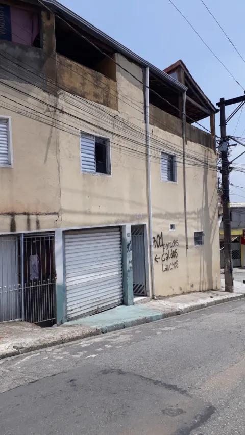 Prédio para vender em Perus