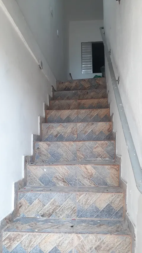Prédio para vender em Perus