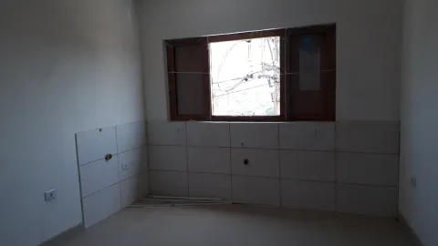 Prédio para vender em Perus