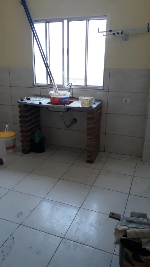 Prédio para vender em Perus