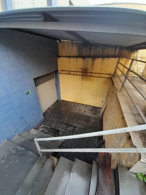 Prédio para vender em Perus