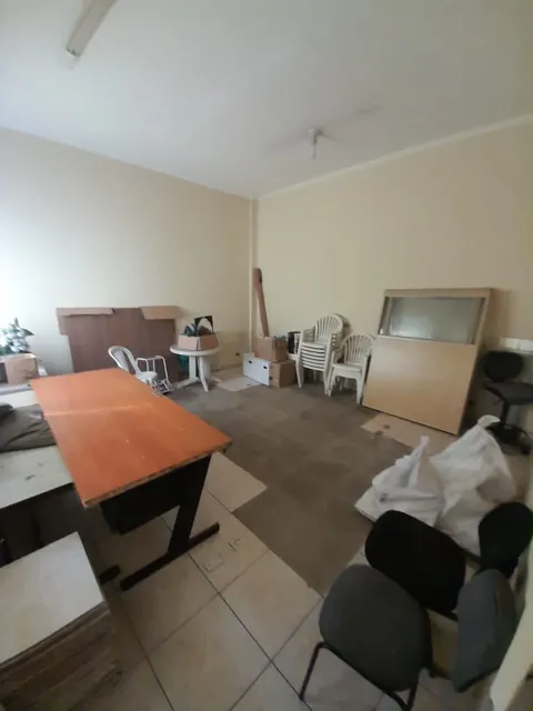 Prédio para vender em Perus