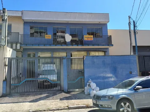 Prédio para vender em Perus