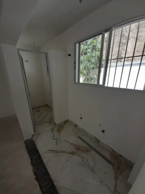 Prédio - Caieiras, São Paulo