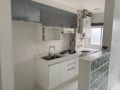 Apartamento em Perus