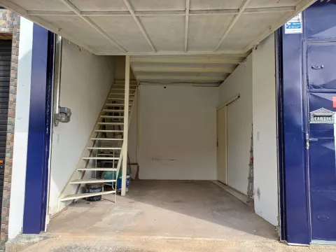 Salão Comercial - Laranjeiras, Caieiras