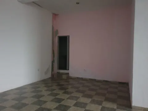 Casa - Laranjeiras, Caieiras
