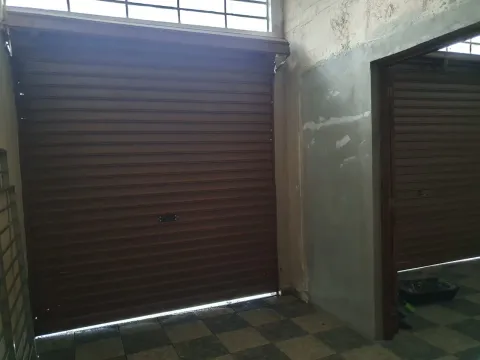 Casa - Laranjeiras, Caieiras