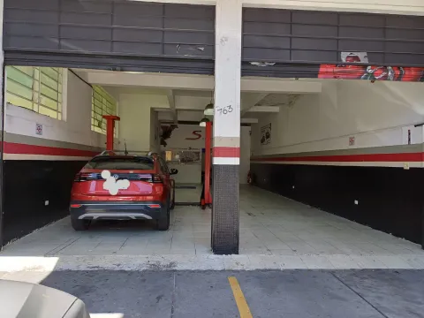 Prédio para vender em Perus