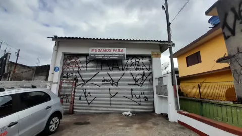 Salão Comercial em Jd do russo