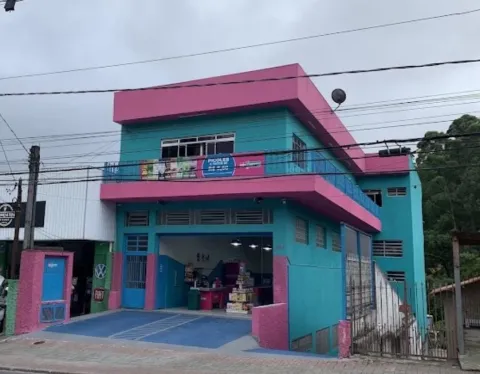 Prédio em Perus
