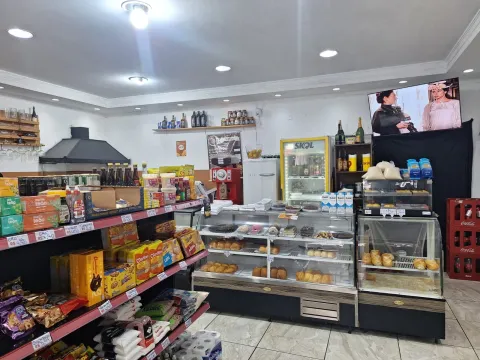 Prédio - Parada de Taipas, São Paulo