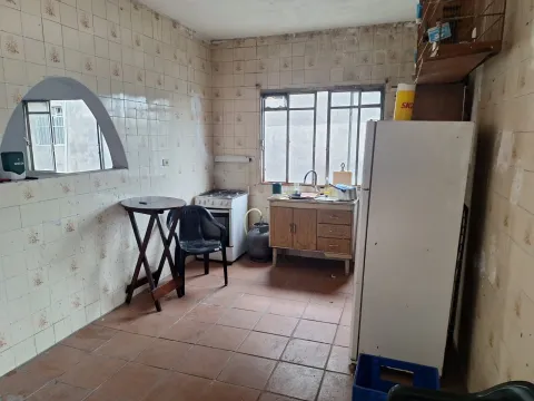 Prédio - Parada de Taipas, São Paulo