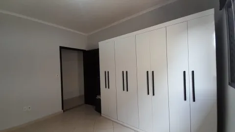 Sobrado - R. Dom Oscar Homero, 61 - Residencial Sol Nascente, São Paulo