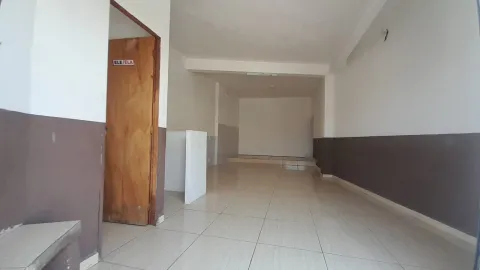 Salão Comercial - R.  Frei Marcos de Lisboa, 120 - Perus, São Paulo