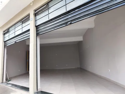 Salão Comercial para alugar em Vila Perus