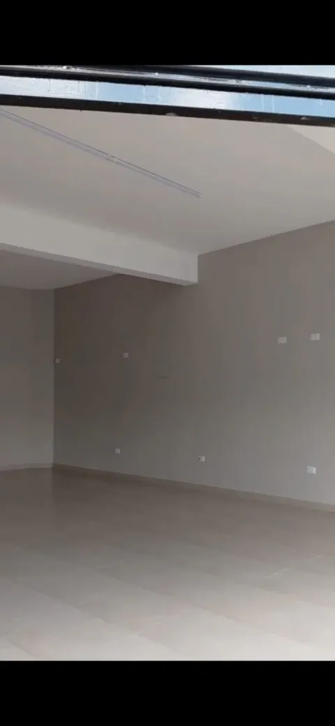 Salão Comercial para alugar em Vila Perus