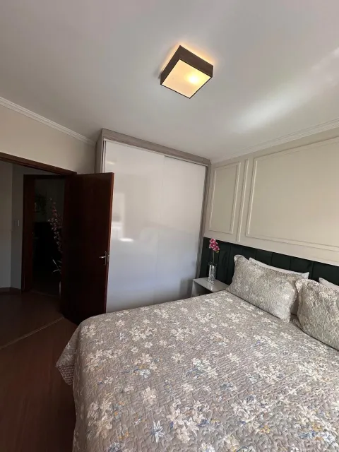 Casa - Laranjeiras, Caieiras