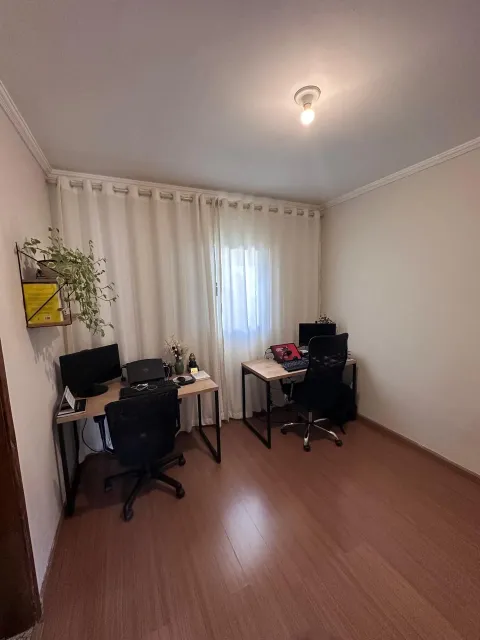 Casa - Laranjeiras, Caieiras